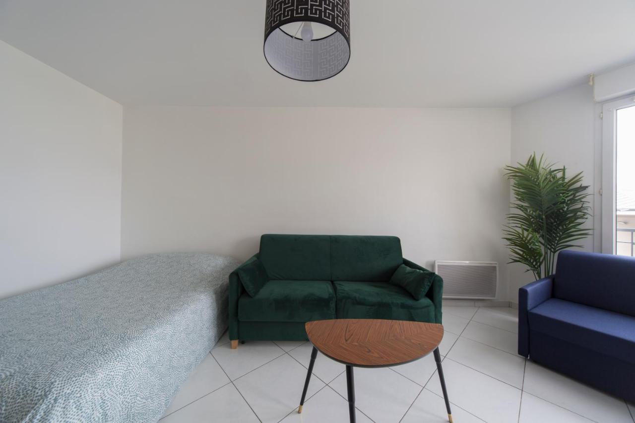 Studio - Cocooning - 2 Min Gare Lejlighed Bussy-Saint-Georges Eksteriør billede